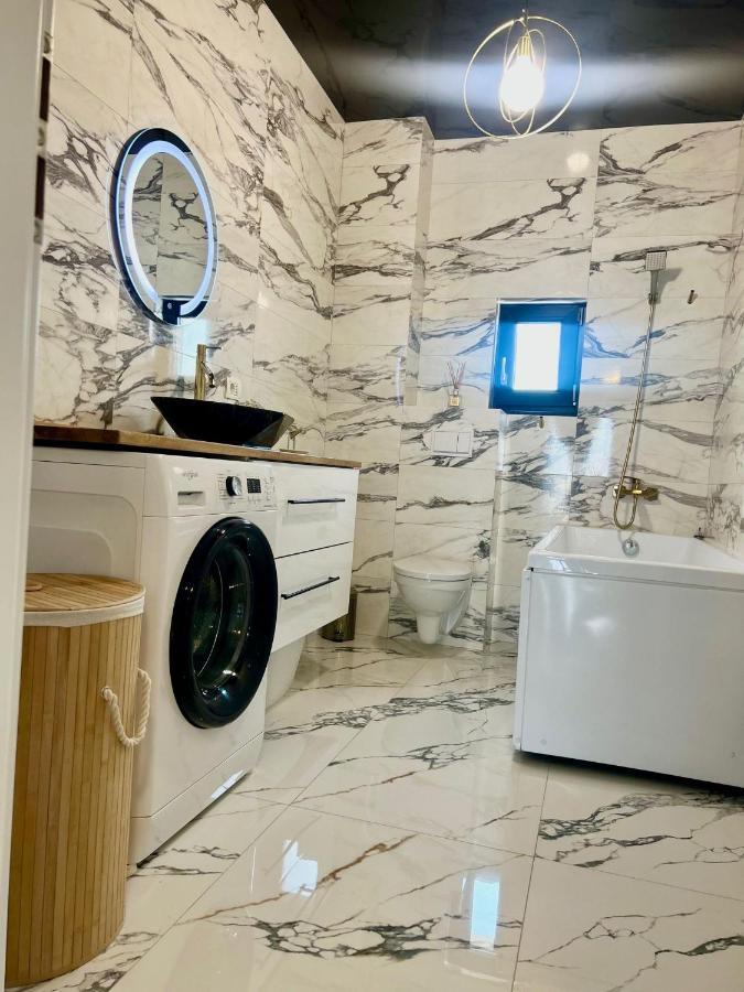 Brys Penthouse By The - Greenland - Mamaia Nord - Appartement *